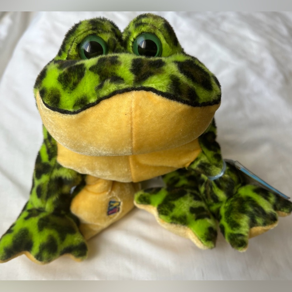 NWT Webkinz Bullfrog Plush SEALED CODE Full Size HM114 Bull Frog